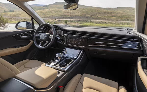 Cars wallpapers Audi Q7 55 TFSI quattro (Waitomo Blue Metallic) US-spec - 2025