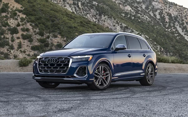Cars wallpapers Audi SQ7 TFSI (Ascari Blue Metallic) US-spec - 2025