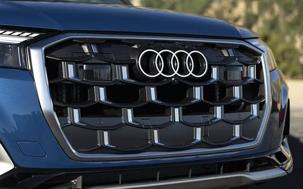 Cars wallpapers Audi SQ7 TFSI (Ascari Blue Metallic) US-spec - 2025