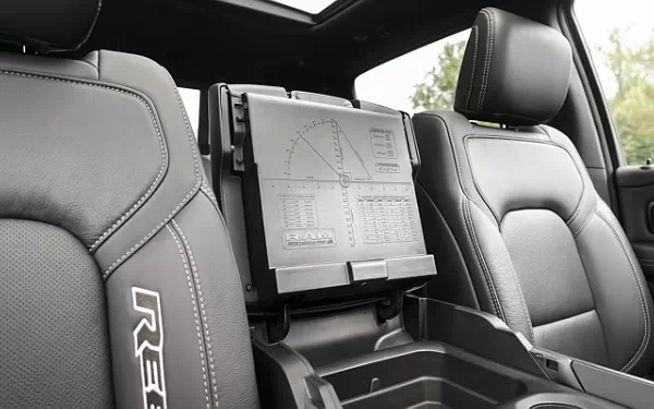 Cars wallpapers Ram 1500 Rebel (Billet Silver Metallic/Diamond Black) - 2024