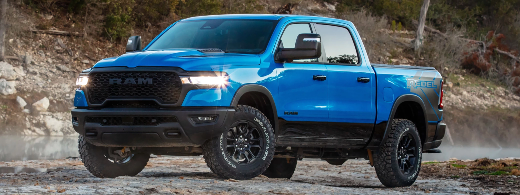 Cars wallpapers Ram 1500 Rebel (Hydro Blue/Diamond Black) - 2024 - Car wallpapers
