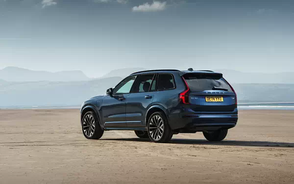 Cars wallpapers Volvo XC90 T8 Recharge AWD UK-spec - 2024