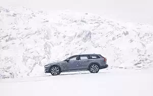 Cars wallpapers Volvo V90 B6 Cross Country - 2020