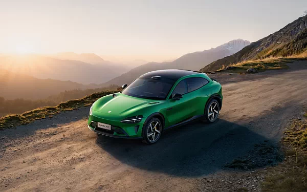 Cars wallpapers Xiaomi YU7 - 2025